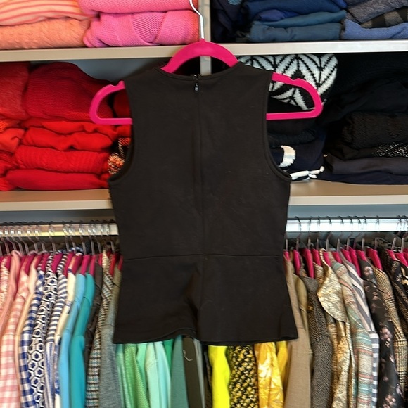 J Crew black sleeveless embroidered top size XXS - Picture 3 of 3